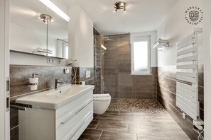 Deluxe Apartment | Private kitchen