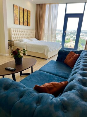 1 bedroom, iron/ironing board, WiFi, bed sheets - Studio in the luxurious King David Residences, in the heart of charming Tbilisi. (T'bilisi)