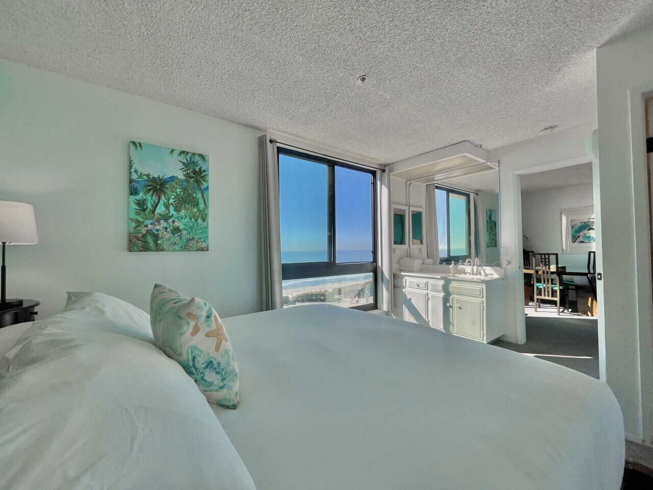 2 多间卧室、办公桌、熨斗/熨衣板、旅行婴儿床