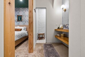 1 chambre, lit parapluie, Wi-Fi gratuit, draps fournis