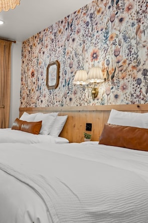 1 bedroom, WiFi - Sommer House Inn-The Garden Room (Newton County)
