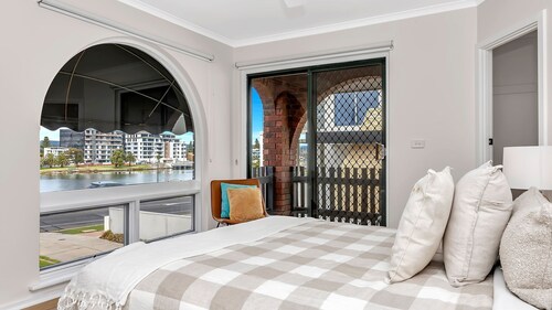 Belle Escapes - Paradise on The River Frontage