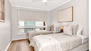 3 bedrooms, bed sheets