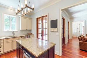 Interior - Multi-level home with private pool, lanai & enclosed deck - beach nearby (Kiawah Island)