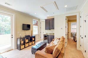 Televisión y reproductor de DVD 