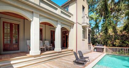 Multi-level home with private pool, lanai & enclosed deck - beach nearby