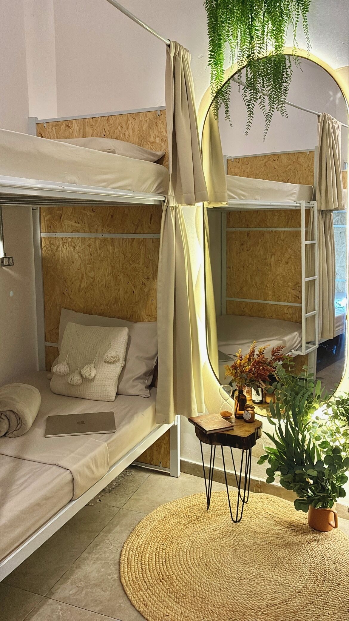 Dormitorio condiviso Classic, dormitorio misto | Tende oscuranti, insonorizzazione, ferro/asse da stiro, Wi-Fi gratuito