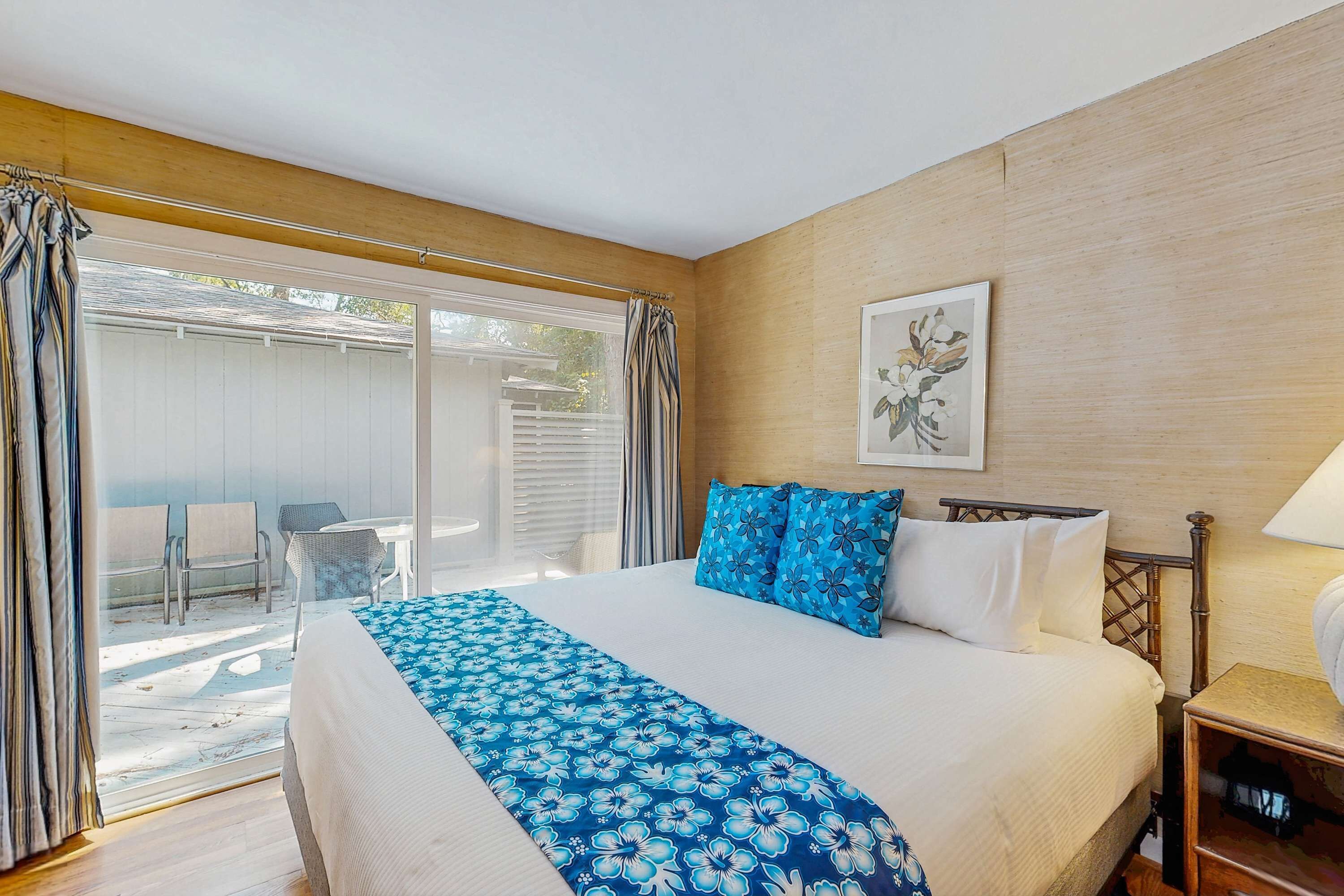 3 多间卧室、熨斗/熨衣板、WiFi、床单