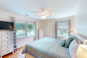 3 chambres, fer et planche à repasser, Wi-Fi