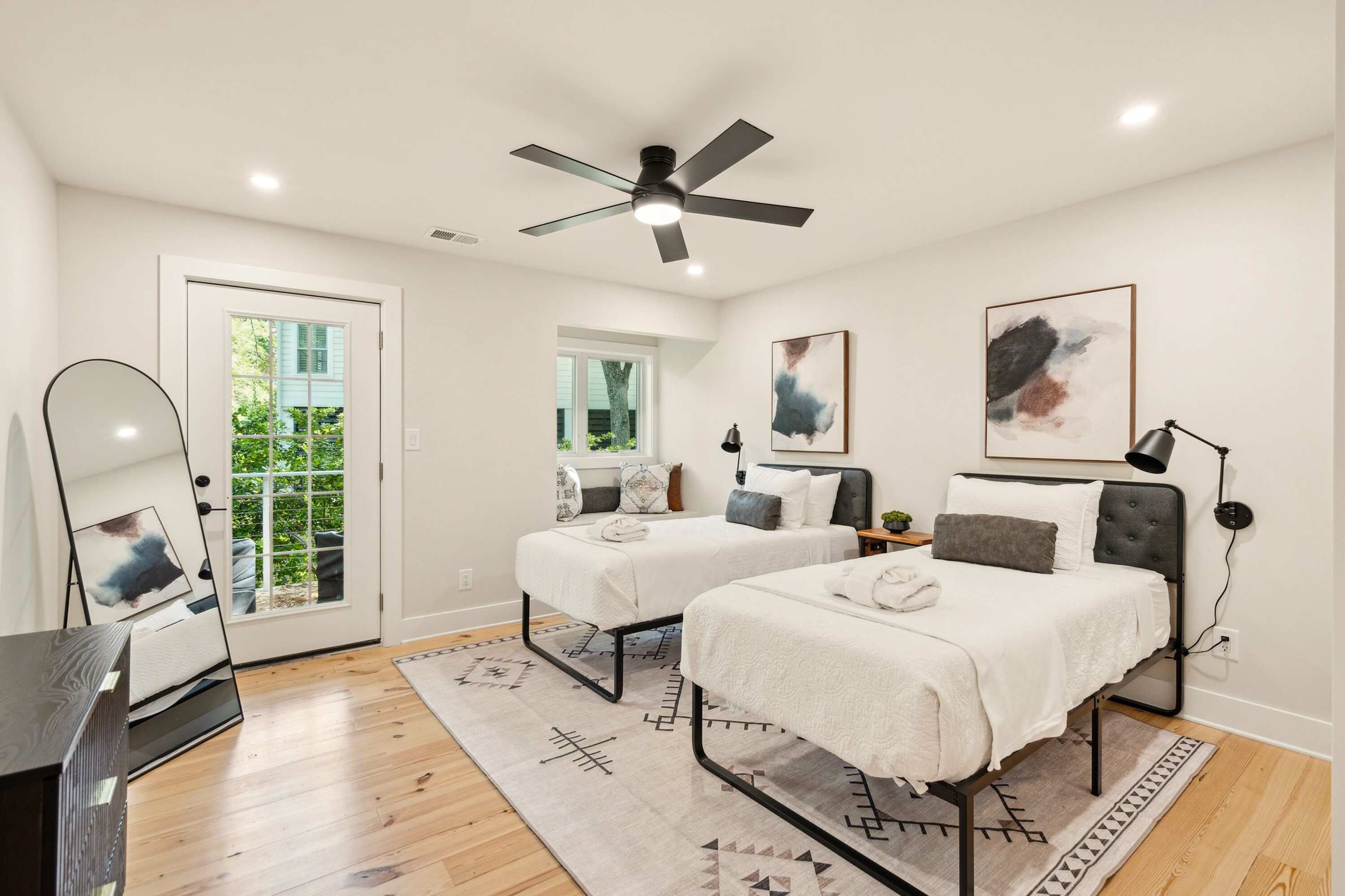 5 عدّة غرف نوم ومكواة/لوح كي وواي فاي