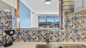 Interior - Boketto at Malua - gorgeous views (Malua Bay)