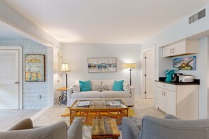 TV, DVD-spiller og kontorer