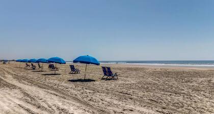 Peaceful Island Escape by Osprey Point | Close to Golf, Bikes & Beach