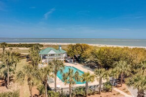 Exterior - Luxury penthouse with stunning oceanfront views, 3 decks, pool & hot tub (Isle of Palms)