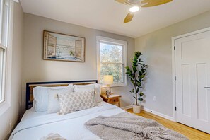 2 soverom, strykejern/-brett, wi-fi og sengetøy