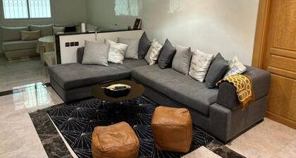 Lovely 1-bedroom condo with AC in charming Fes 6km to Old Medina