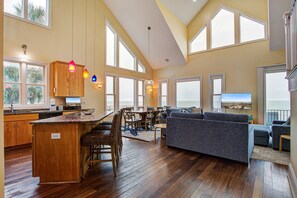 TV, offices - Oceanfront gem with amazing views, deck, & loft - walk to downtown Folly Beach (Folly Beach)