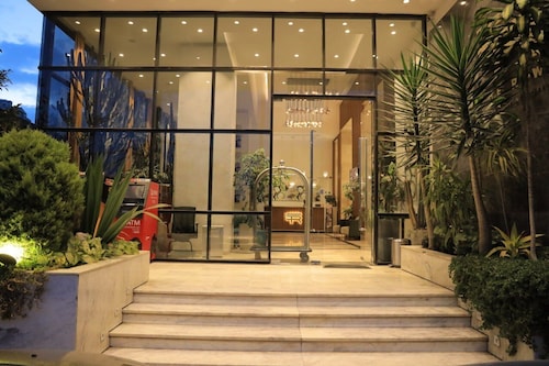 The Row Residental Hotel