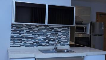 アパートメント バルコニー シティビュー | 専用キッチン | 小型冷蔵庫