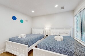 3 chambres, fer et planche Ă repasser, Wi-Fi, draps fournis