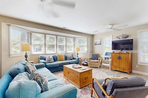TV, DVD player, offices