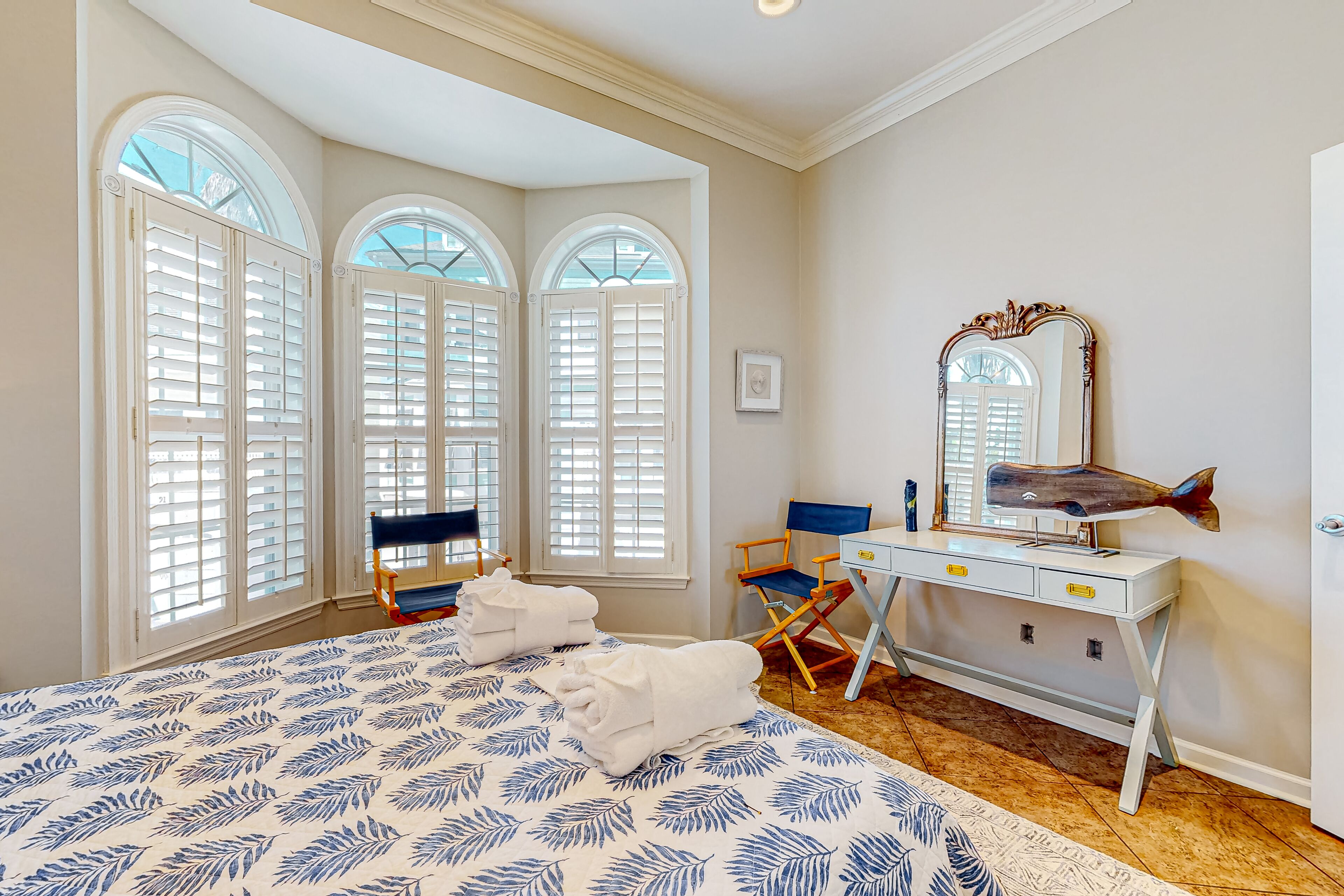 3 室のベッドルーム、アイロン / アイロン台、WiFi、ベッドシーツ