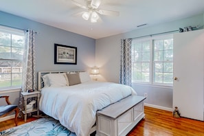 3 soverom, skrivebord, strykejern/-brett og wi-fi