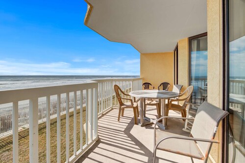 Oceanfront villa steps from the beach w/private balcony & shared pool