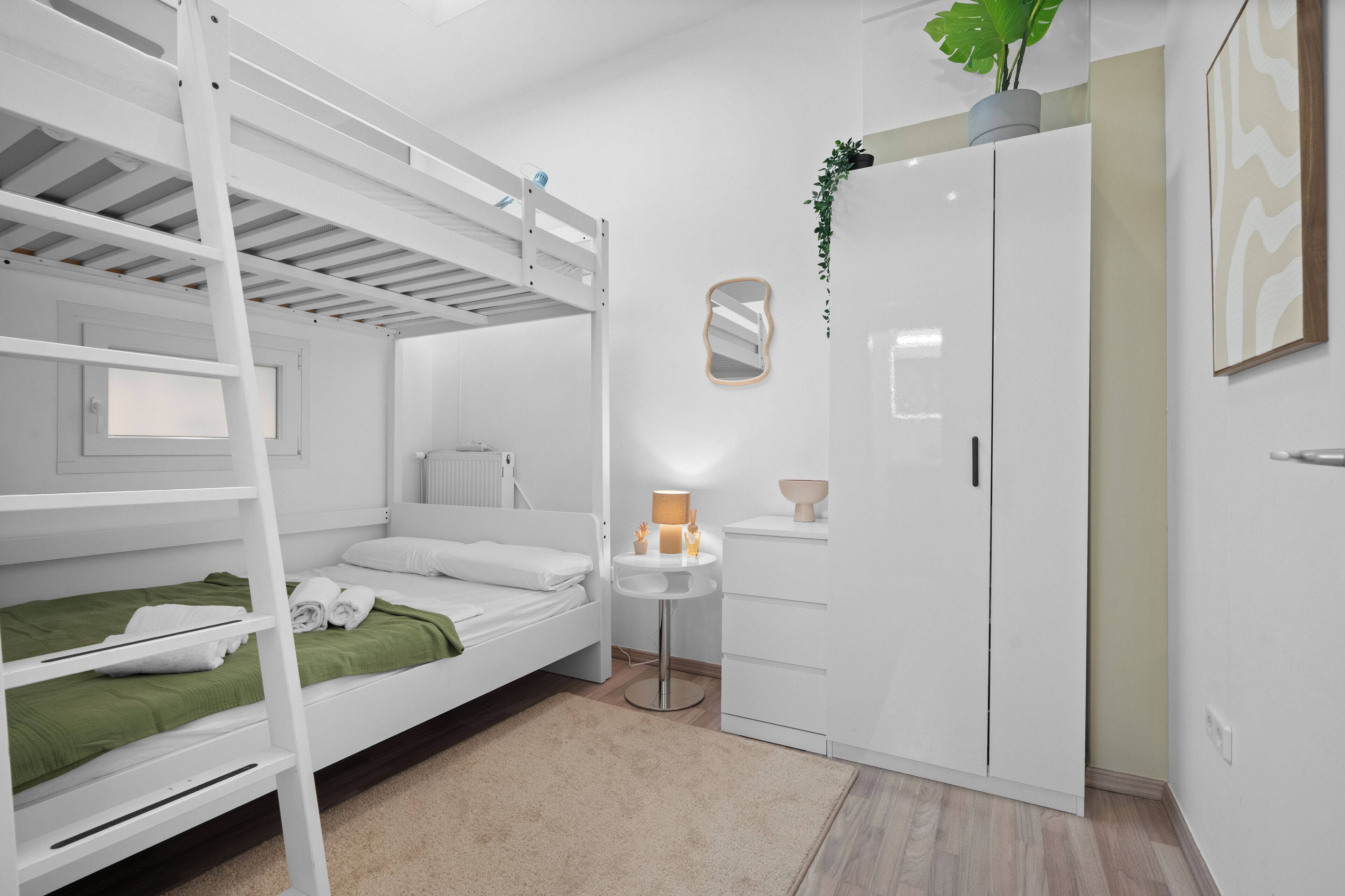 2 Schlafzimmer, Bügeleisen/Bügelbrett, Reisekinderbett, kostenloses WLAN