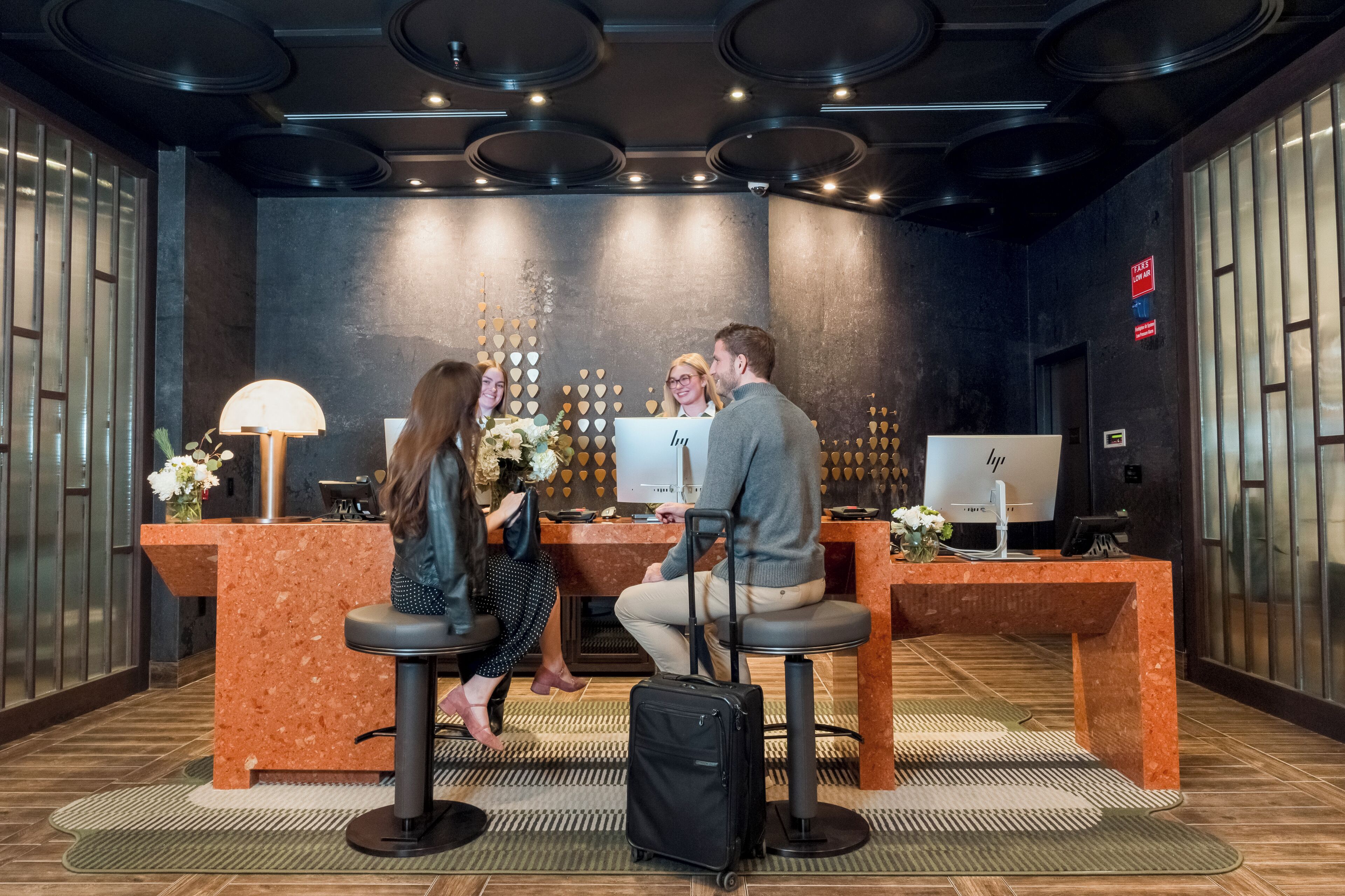 Comptoir d’enregistrement et de départ