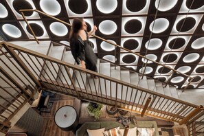 Lobby - Motto by Hilton Nashville Downtown (Nashville)