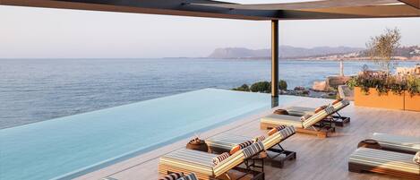 Indoor pool, seasonal outdoor pool