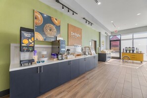Free daily continental breakfast