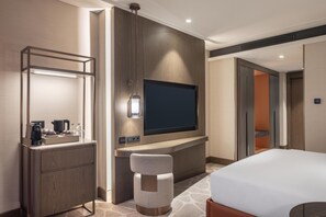 Chambre Deluxe, 1 très grand lit (View) | Coffres-forts dans les chambres, rideaux occultants
