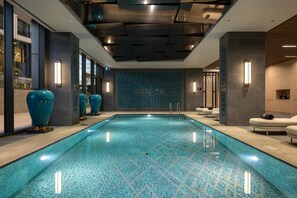Una piscina techada