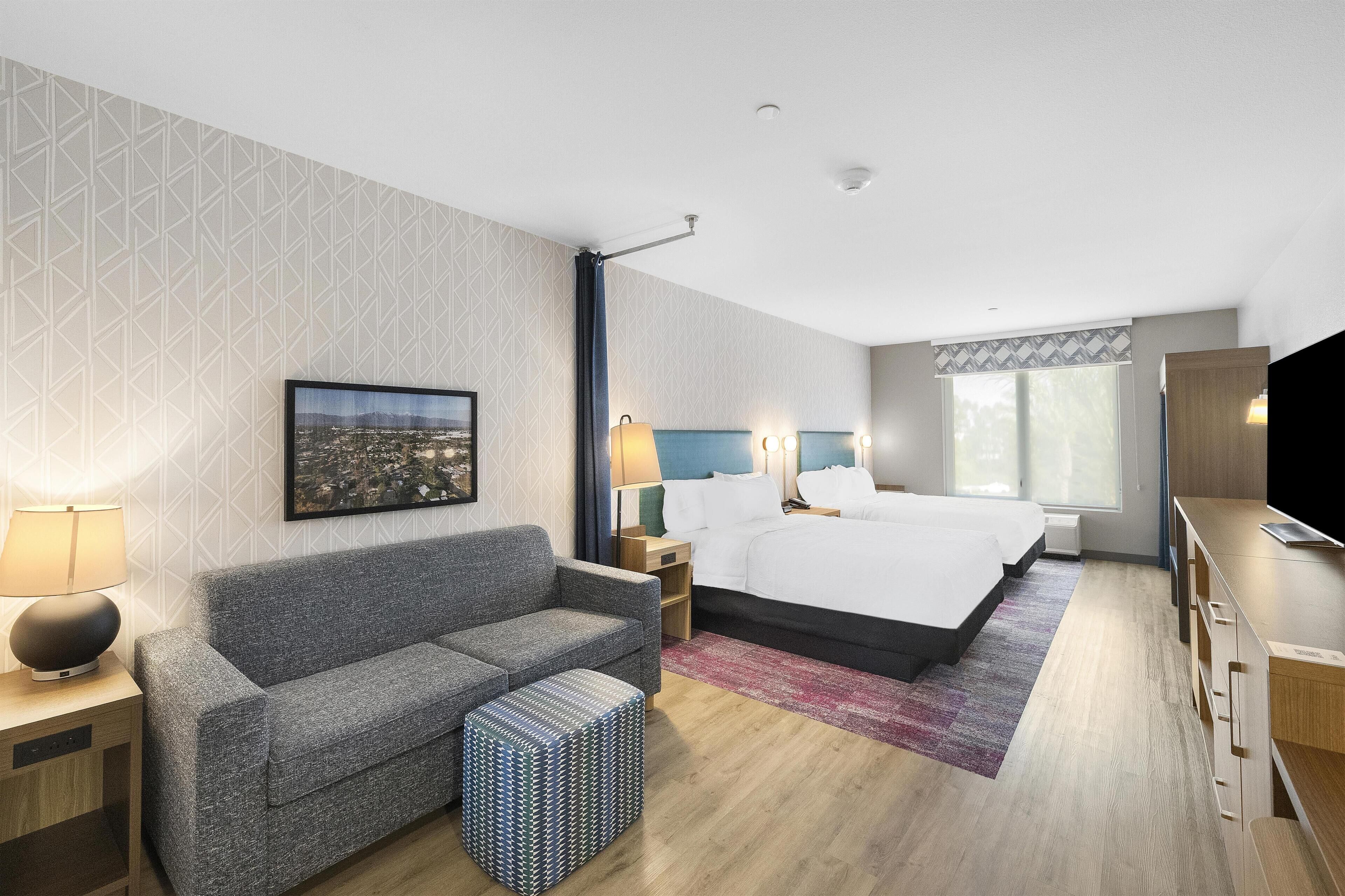 55-inch LED TV with cable channels, Netflix, Hulu