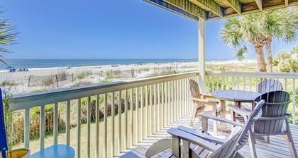 Oceanfront beach condo with WiFi, washer/dryer, pool - snowbirds welcome