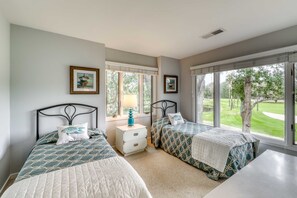 3 bedrooms, iron/ironing board, WiFi