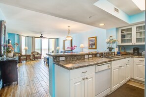 Interior - Oceanfront, first-floor villa w/large balcony & shared pool - near the beach (Folly Beach)