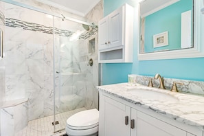 Shower, towels, shampoo