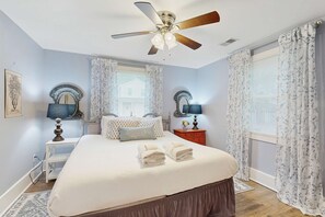 3 soverom, skrivebord, strykejern/-brett og wi-fi