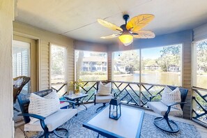 Property grounds - Updated beach villa with lagoon-view balcony at Kiawah Island Golf Resort (Kiawah Island)