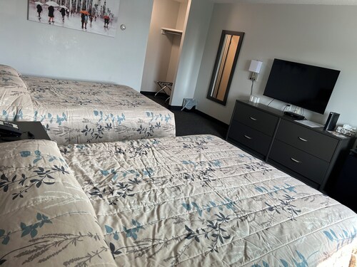 Kirkfield Motor Hotel