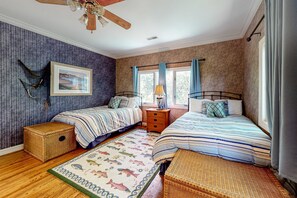 5 Schlafzimmer, Bügeleisen/Bügelbrett, Reisekinderbett, WLAN