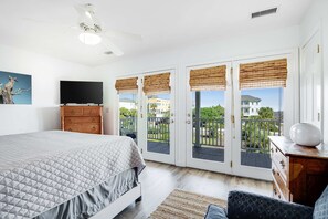 5 室のベッドルーム、デスク、アイロン / アイロン台、WiFi