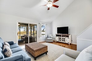 تلفزيون، مكتب