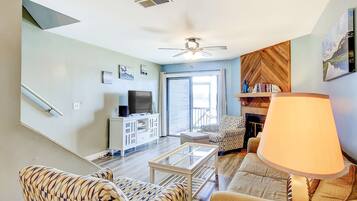 TV, fireplace, offices