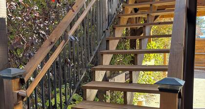 Mountain View Cottage in Historic Palmer Lake