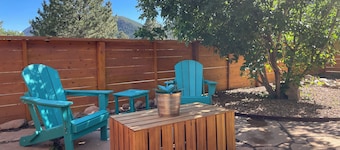 Mountain View Cottage in Historic Palmer Lake