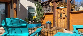 Mountain View Cottage in Historic Palmer Lake